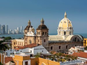 Lee más sobre el artículo Cartagena colonial: historia, playas y cultura